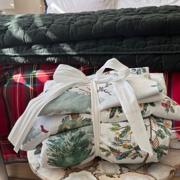 Pottery Barn CHRISTMAS IN THE COUNTRY King Size Christmas Sheets - Picture 14 of 17